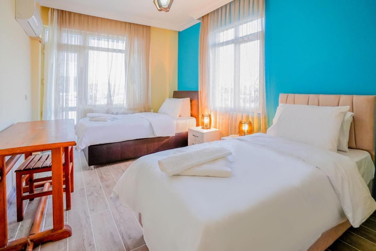 Central And Comfy Flat With Balcony In Muratpasa アンタルヤ エクステリア 写真